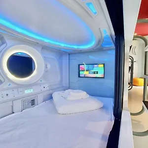 Hotel cápsula Atypicap Capsule, Puerto de la Cruz (Tenerife)